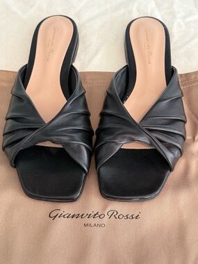Gianvito Rossi Black Leather Twist Slide Sandals Size 39 NWT